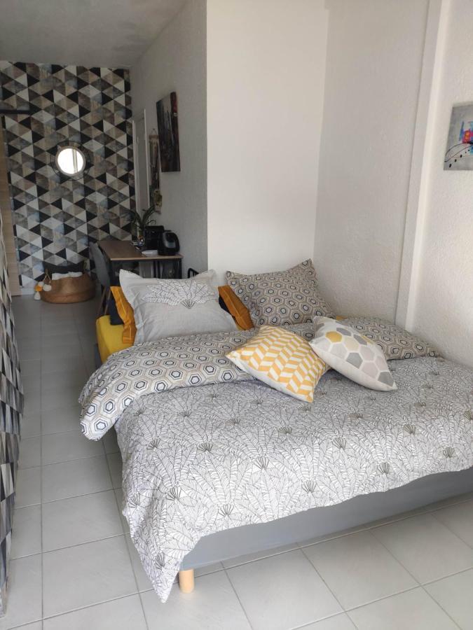 La Tourelle Suite Cosy Entre Vignoble Aixois Et Luberon เลอ ปีย์ ซองต์ เรปาฮาด ภายนอก รูปภาพ