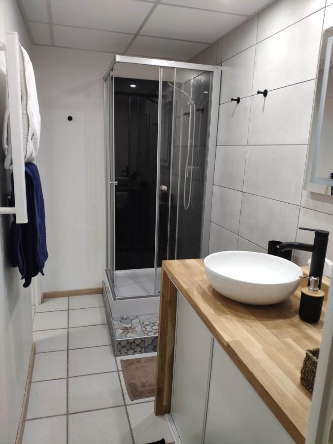 La Tourelle Suite Cosy Entre Vignoble Aixois Et Luberon เลอ ปีย์ ซองต์ เรปาฮาด ภายนอก รูปภาพ